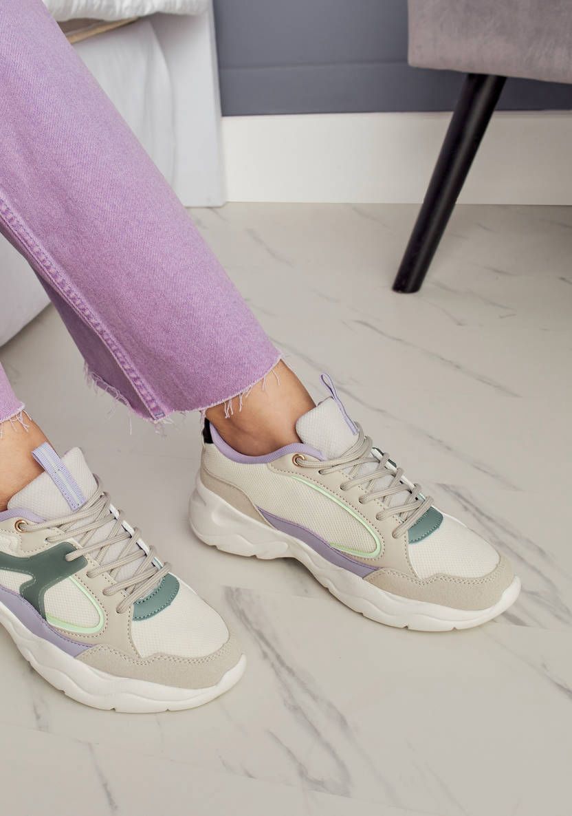 Sneaker