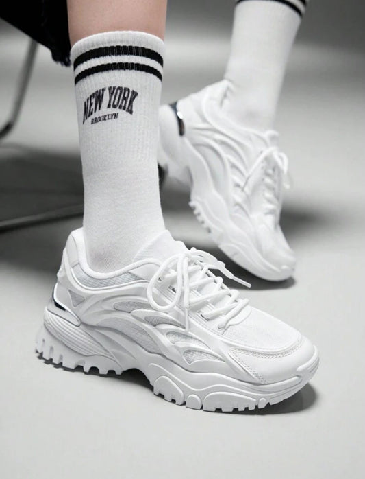 Sneaker