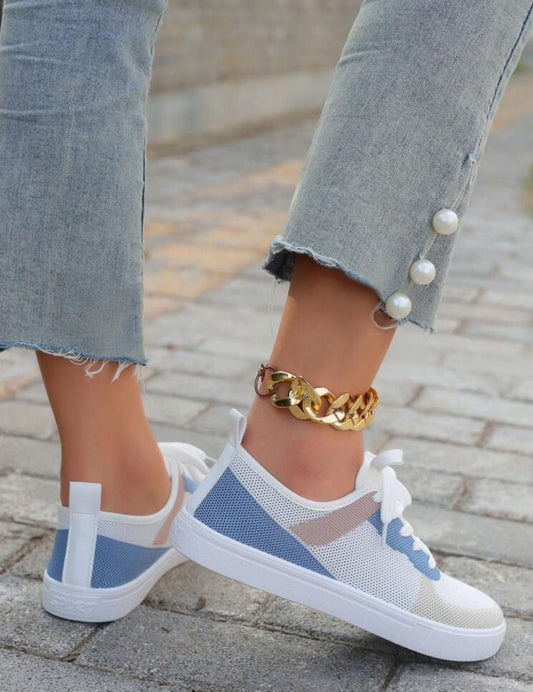 Sneaker