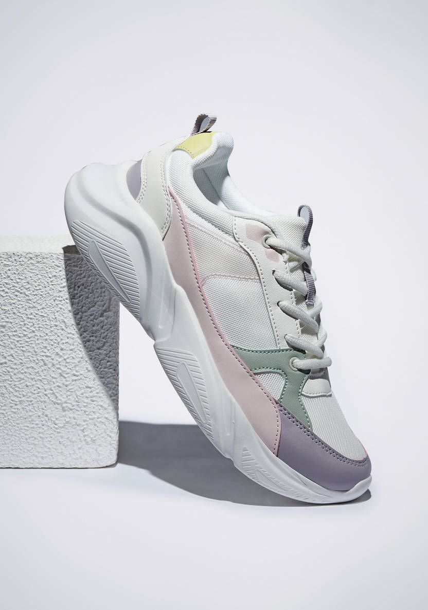 Sneaker