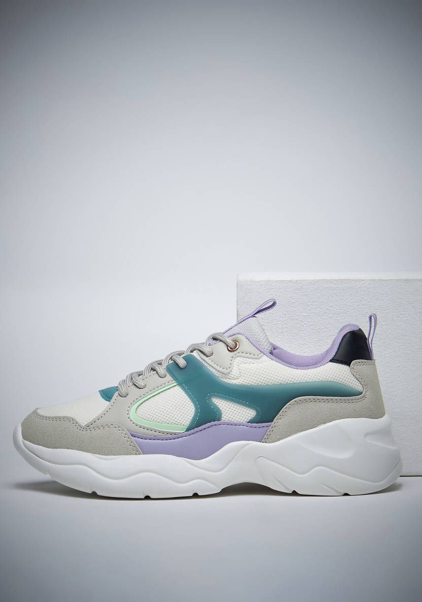 Sneaker