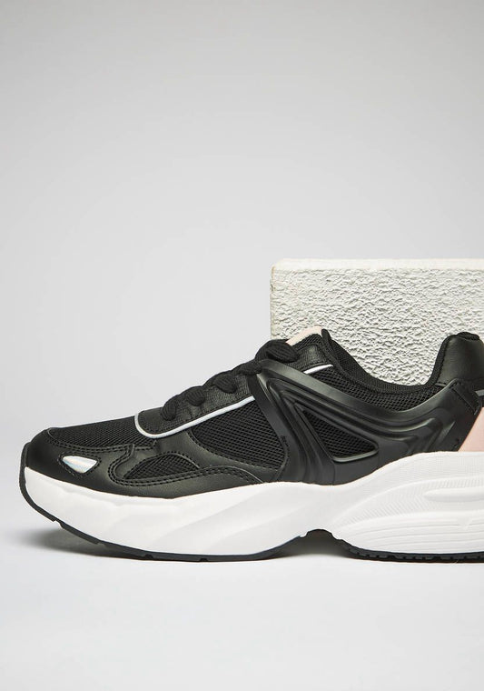 Sneaker